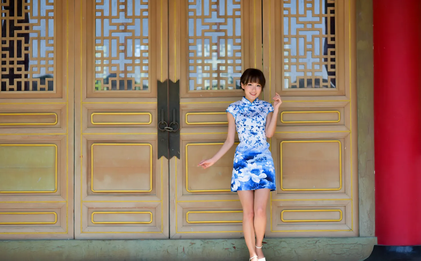 [Mzsock] NO.189 Miao Wanyu floral short cheongsam with high heels and beautiful legs street photography#[68P]-43