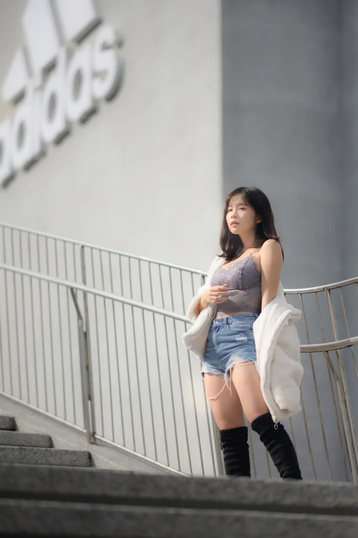 [Mzsock] NO.215 YoYo denim shorts and boots street photography#[105P]-57